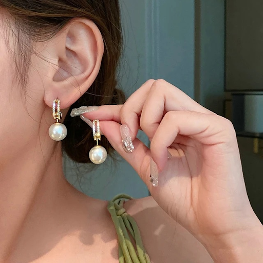 Elegant Pearl Drop Earrings