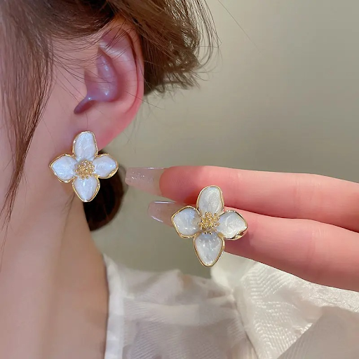 Lustrous Flower Pearl Stud Earrings